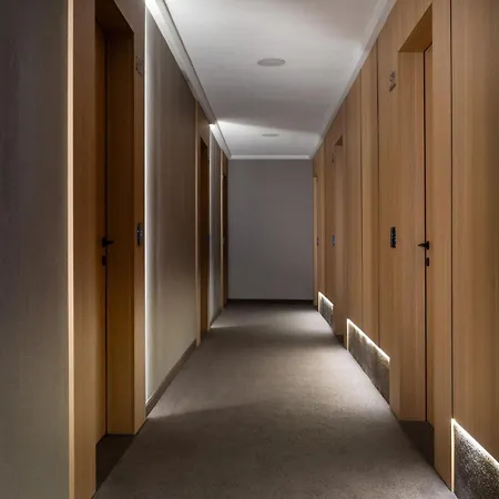 Aqua Hotel 4*