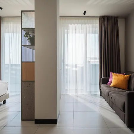Aqua Hotel