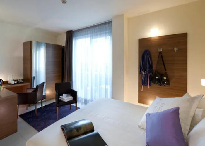 Aqua 4*