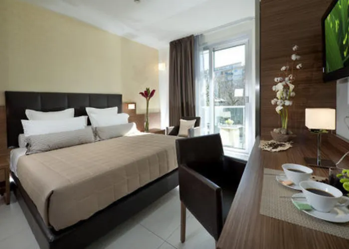 Otel Aqua